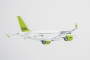 CS300 airBaltic ierodas Rīgā - 10