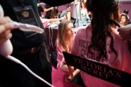 'Victoria's Secret' modeles gatavojas lielajam šovam - 19