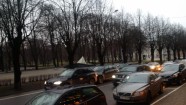 Rīgā saduras trīs BMW X5 automašīnas - 2