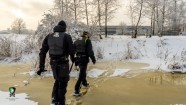 Pašvaldības policija pārbauda kārtību uz ledus - 13