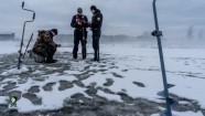 Pašvaldības policija pārbauda kārtību uz ledus - 31