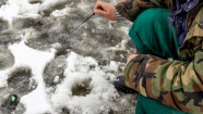 Pašvaldības policija pārbauda kārtību uz ledus - 33
