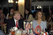 Donalds un Melānija Trampi "Super Bowl" ballītē - 5