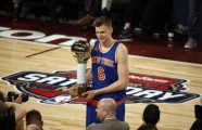 Porziņģis uzvar NBA Zvaigžņu spēles meistarības konkursā - 4