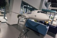 Airbaltic Bombardier CS300 lidmašīnas nakts apkope - 1