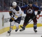 Hokejs, NHL spēle: Zemgus Girgensons pret  Kolorādo "Avalanche"