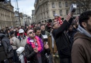 Pretkorupcijas demonstrācija Parīzē - 2