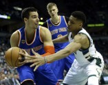 Basketbols: Knicks vs. Bucks - 1