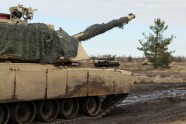 Šauj no "M1 Abrams" tankiem - 36