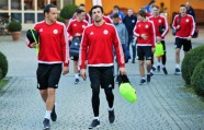 Latvijas nacionālās futbola izlases pirmais treniņš Šveicē, Nionā - 9
