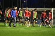 Latvijas nacionālās futbola izlases pirmais treniņš Šveicē, Nionā - 18