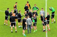 Latvijas nacionālās futbola izlases otrā treniņu diena Nionā - 21