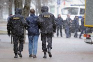 Baltkrievijā policija aiztur cilvēkus - 1