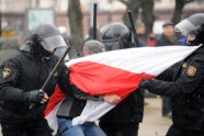 Baltkrievijā policija aiztur cilvēkus - 8