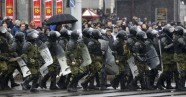 Baltkrievijā policija aiztur cilvēkus - 19