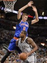 Basketbols, NBA:  "Knicks" pret  "Spurs" - 4