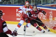 Latvijas hokejisti Hārtlija debijā 'sausā' zaudē Krievijas otrajai izlasei - 4