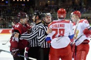 Latvijas hokejisti Hārtlija debijā 'sausā' zaudē Krievijas otrajai izlasei - 7