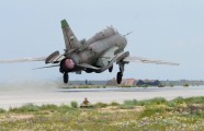 ASV uzlidojumos teju iznīcinātā Sīrijas gaisa spēku bāze - 12