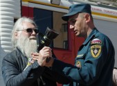 Krimas mācītāji dzēš uguni  - 10