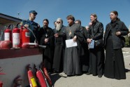 Krimas mācītāji dzēš uguni  - 12