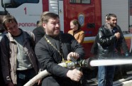 Krimas mācītāji dzēš uguni  - 14