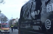 Sprādzienā cieš futbola komandas 'Borussia Dortmund' autobuss - 8