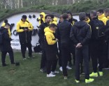 Sprādzienā cieš futbola komandas 'Borussia Dortmund' autobuss - 14