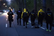 Sprādzienā cieš futbola komandas 'Borussia Dortmund' autobuss - 24
