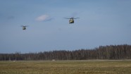 Aviācijas bāzē Lielvārdē ieradās trīs ASV Armijas helikopteri “Chinook” - 11
