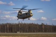 Aviācijas bāzē Lielvārdē ieradās trīs ASV Armijas helikopteri “Chinook” - 20