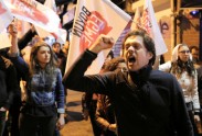 Pēc referenduma Turcijā svin un protestē - 6