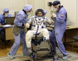 Astronauts un kosmonauts dodas uz SKS - 3