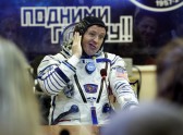 Astronauts un kosmonauts dodas uz SKS - 5