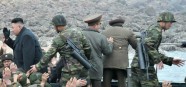 Ziemeļkorejiešu karavīri ar spirālveida aptverēm  - 14