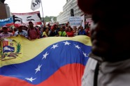 Venecuēlā turpinās protesti - 5