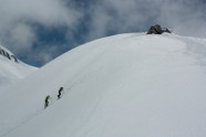 20161230 Lai arī Jaunzēlandē Jaunais gads jāsvin vasaras vidū, sniegu var atrast - Ruapehu kalna iekarošana