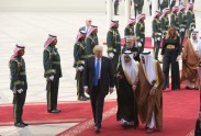 Donalds Tramps vizītē Saūda Arābijā - 1