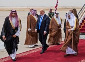 Donalds Tramps vizītē Saūda Arābijā - 13