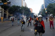 Karakasā protestē pret Maduro - 5