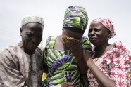  No 'Boho Haram' gūsta Nigērijā atbrīvotas 82 meitenes - 1