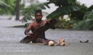 Šrilankā plūdos un zemes nogruvumos dzīvību zaudējuši vairāk nekā 100 cilvēki - 11