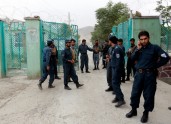 Kabulā bēru ceremonijas laikā nogrand sprādzieni - 1