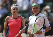 Teniss, Frenc Open pusfināls: Jeļena Ostapenko - Timea Bacinski - 1