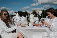 Baltais pop-up pikniks 2017
