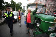 81 gadu vecs vācietis ar traktoru aizbrauc līdz Sanktpēterburgai - 2