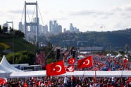 Turcijas puča gadadienas gājiens ar karogiem - 4
