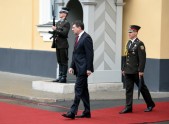 Valsts prezidents sagaida Azerbaidžānas prezidentu - 4