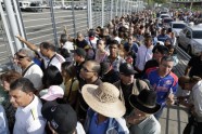 Venecuēlā cilvēku simti vēlē Konstitucionālās sapulces vēlēšanās - 10