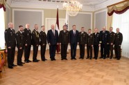 Valsts prezidents pasniedz ģenerālleitnanta dienesta pakāpi Nacionālo bruņoto spēku komandierim - 12